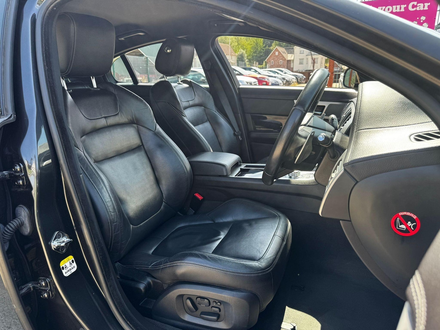 Used Jaguar XF 2015 for sale - 77254806: Photo 15