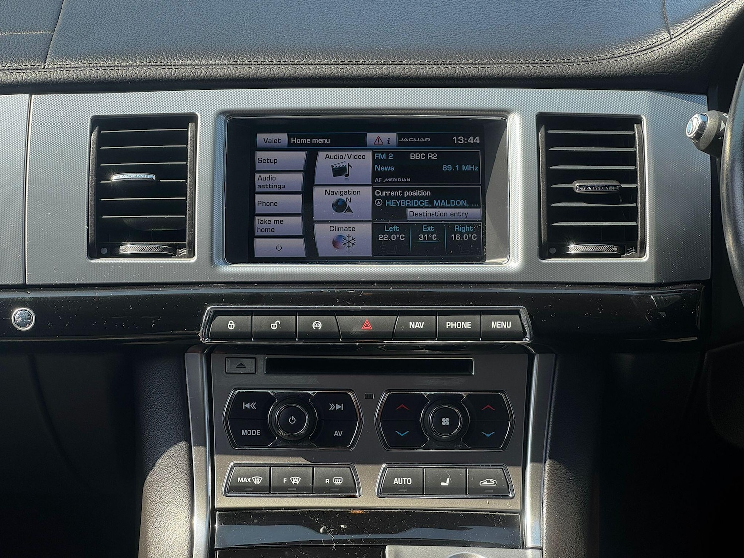 Used Jaguar XF 2015 for sale - 77254806: Photo 25