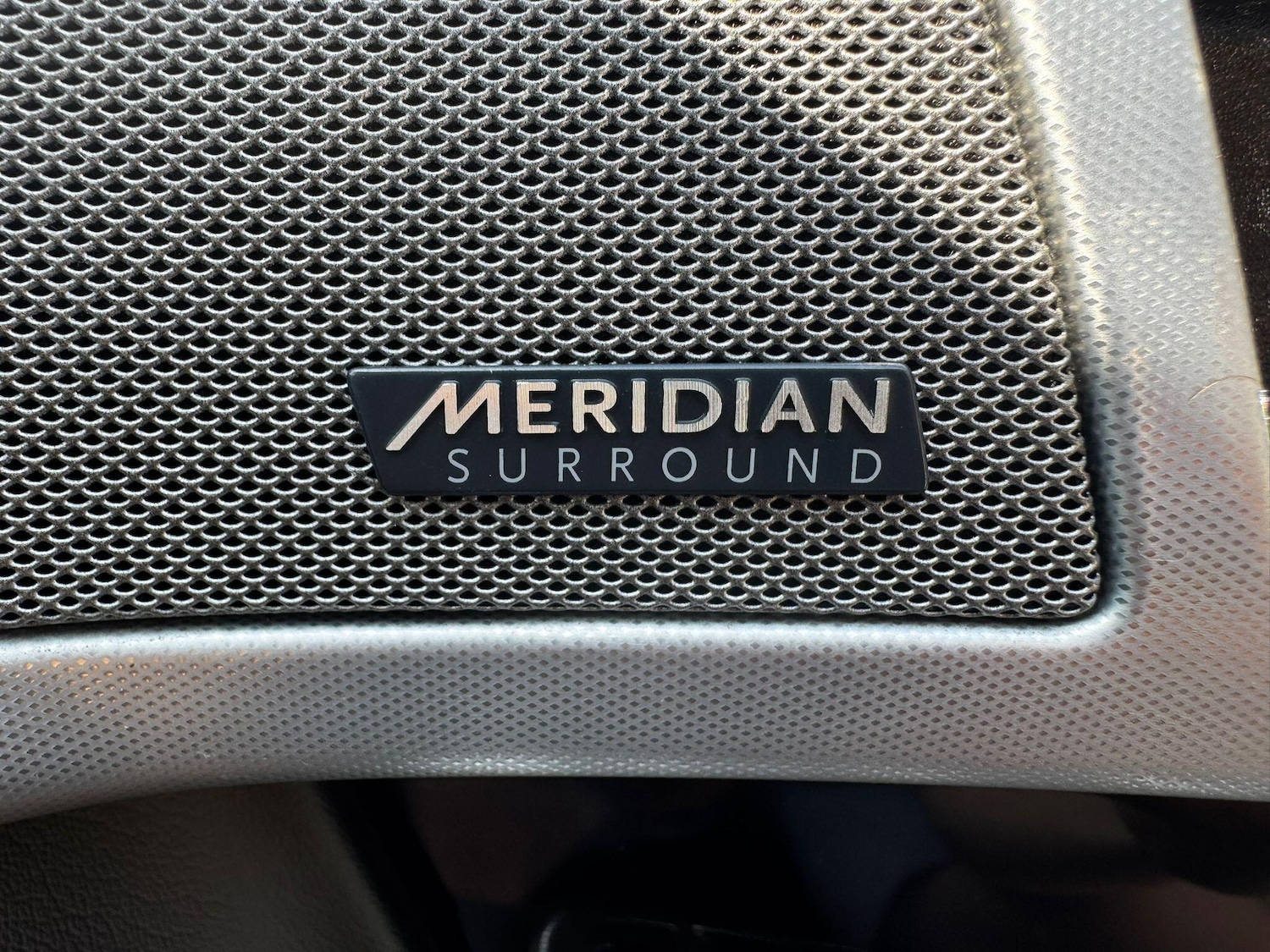 Used Jaguar XF 2015 for sale - 77254806: Photo 4