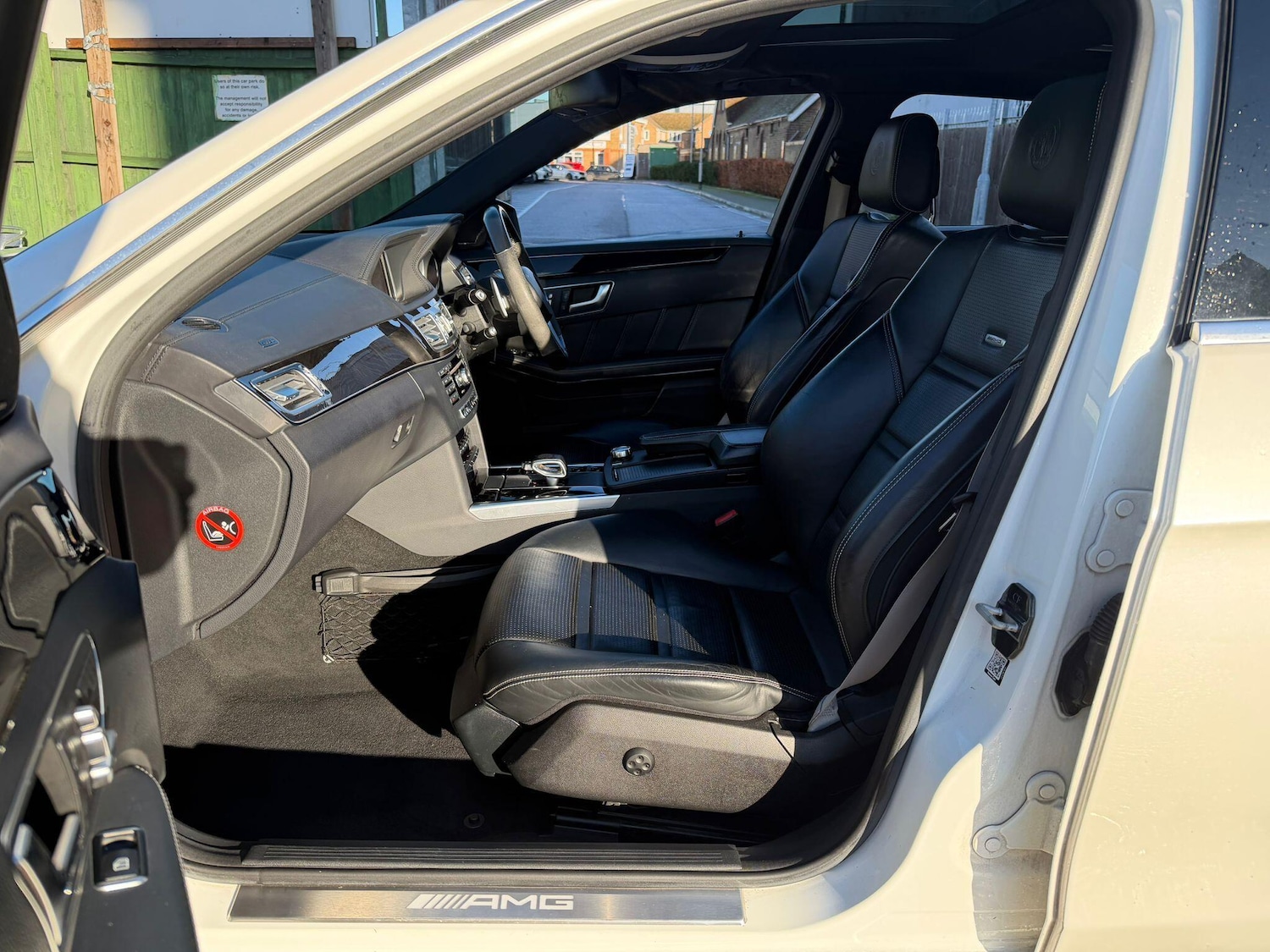 Used Mercedes-Benz E Class 2014 for sale - 76801919: Photo 22