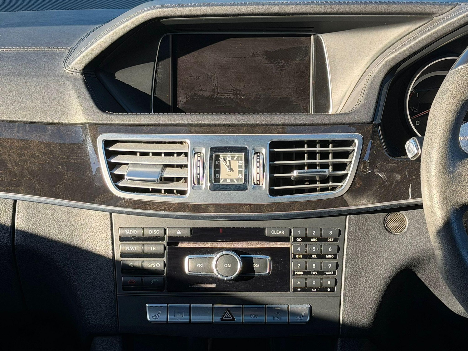 Used Mercedes-Benz E Class 2014 for sale - 76801919: Photo 25