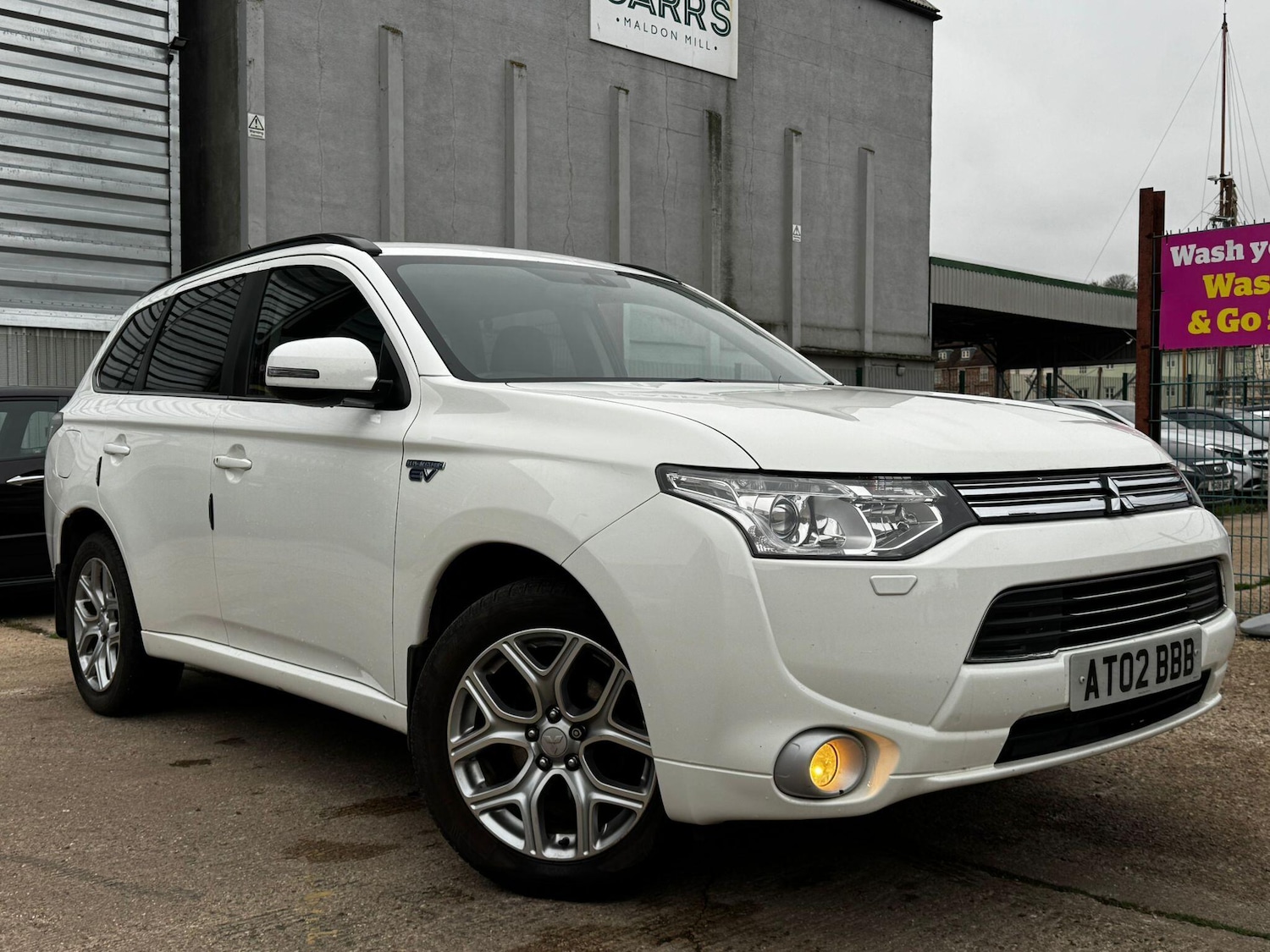 Used Mitsubishi Outlander 2014 for sale - 76512898: Photo 1