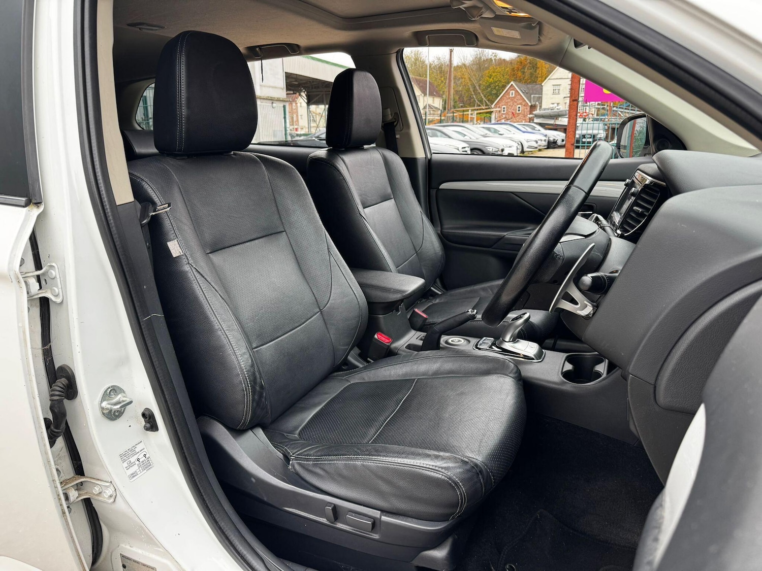 Used Mitsubishi Outlander 2014 for sale - 76512898: Photo 15