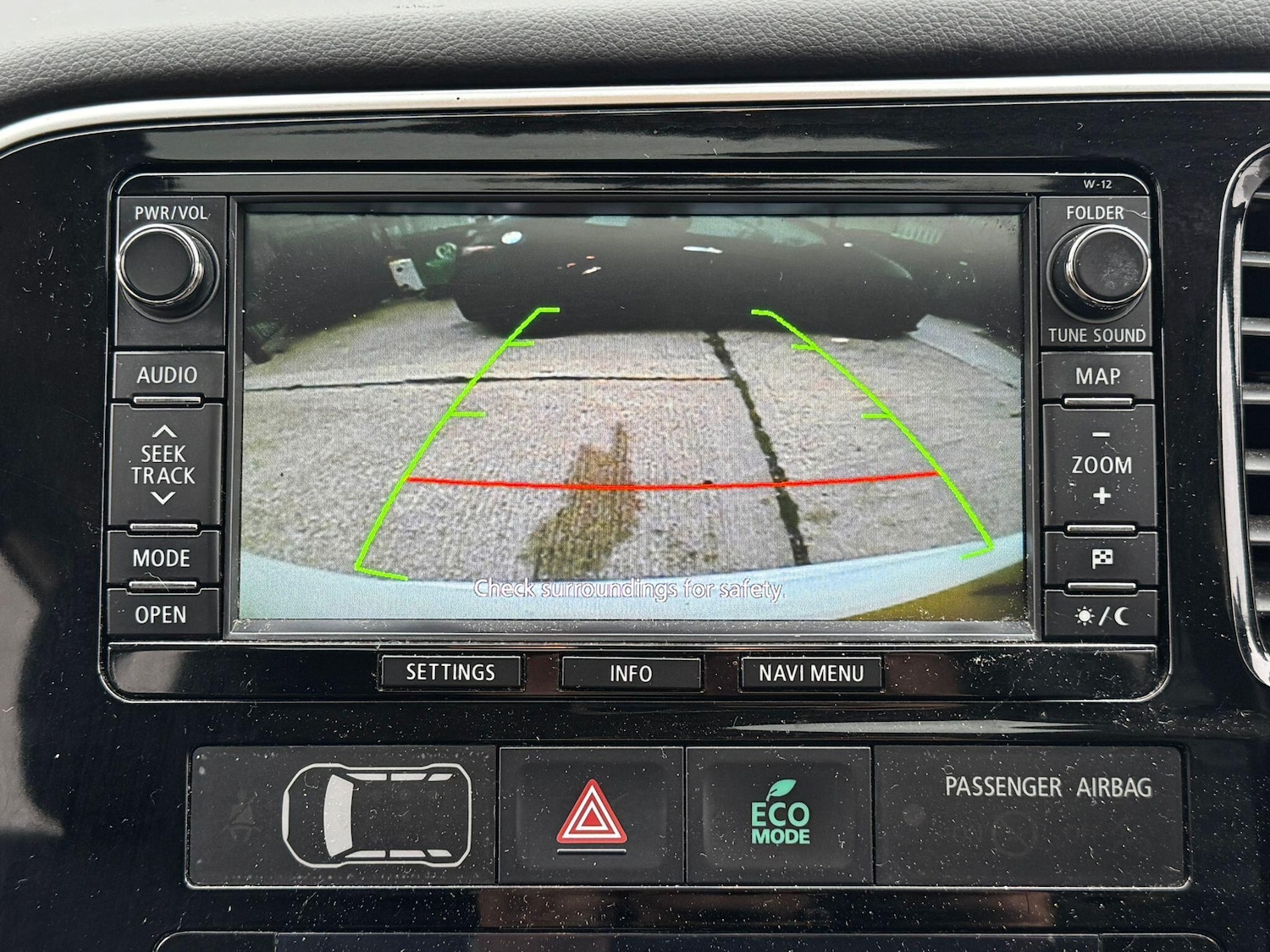 Used Mitsubishi Outlander 2014 for sale - 76512898: Photo 2