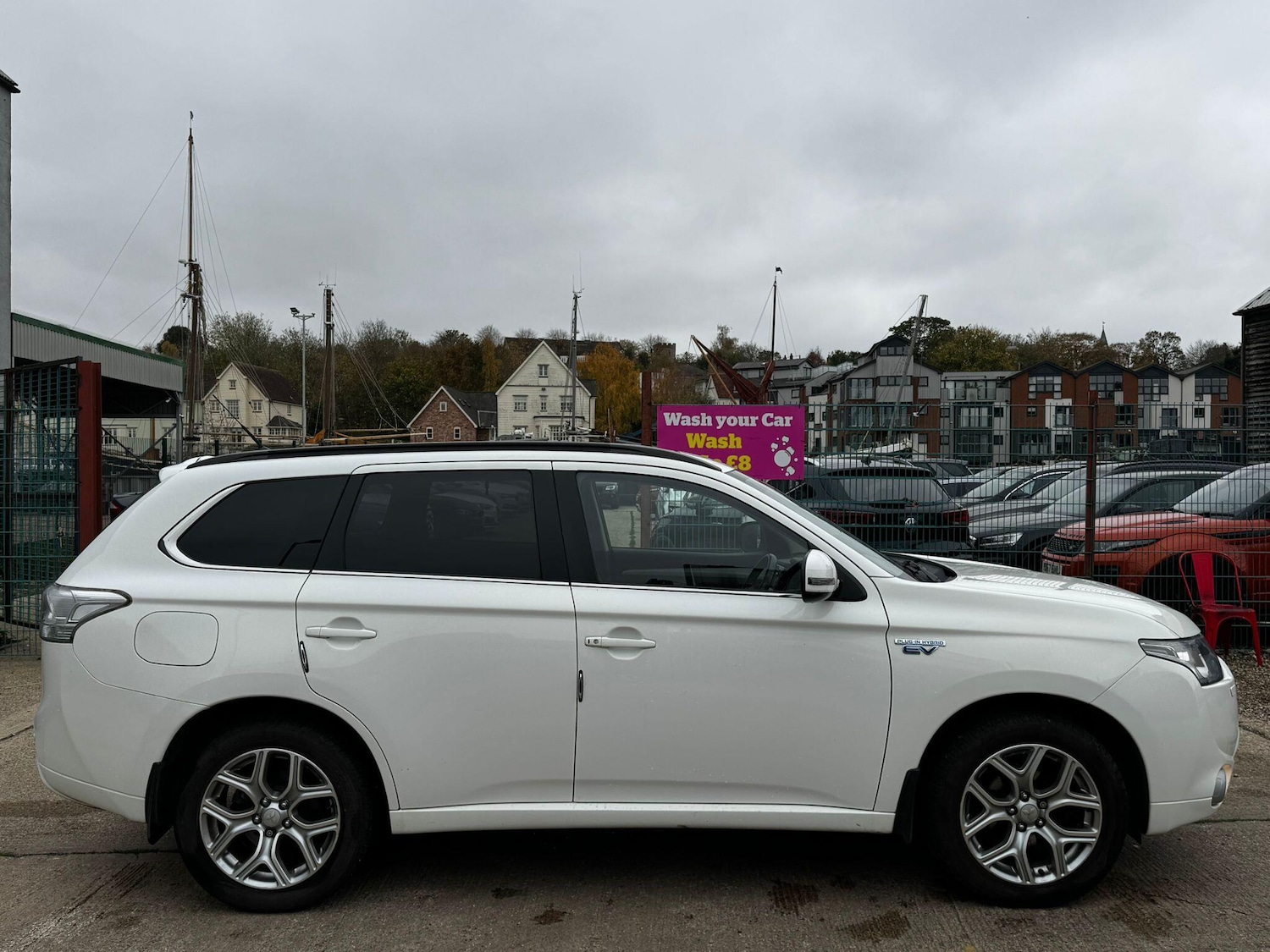 Used Mitsubishi Outlander 2014 for sale - 76512898: Photo 3