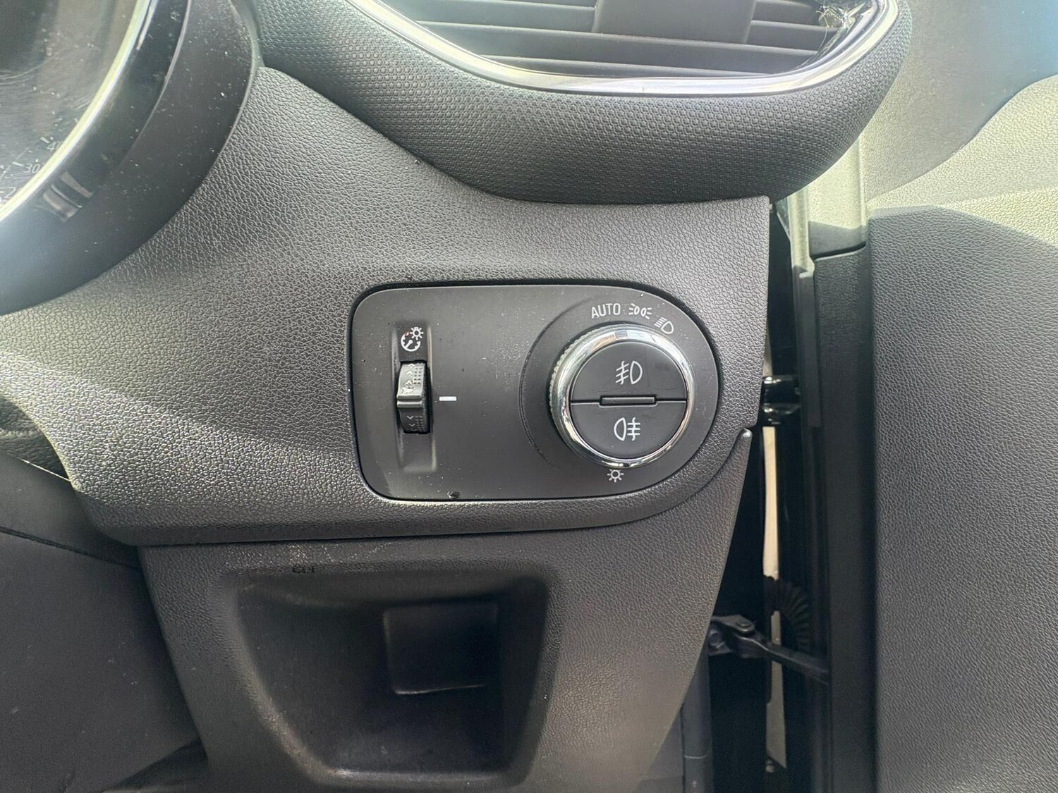 Used Vauxhall Crossland 2021 for sale - 77909177: Photo 25