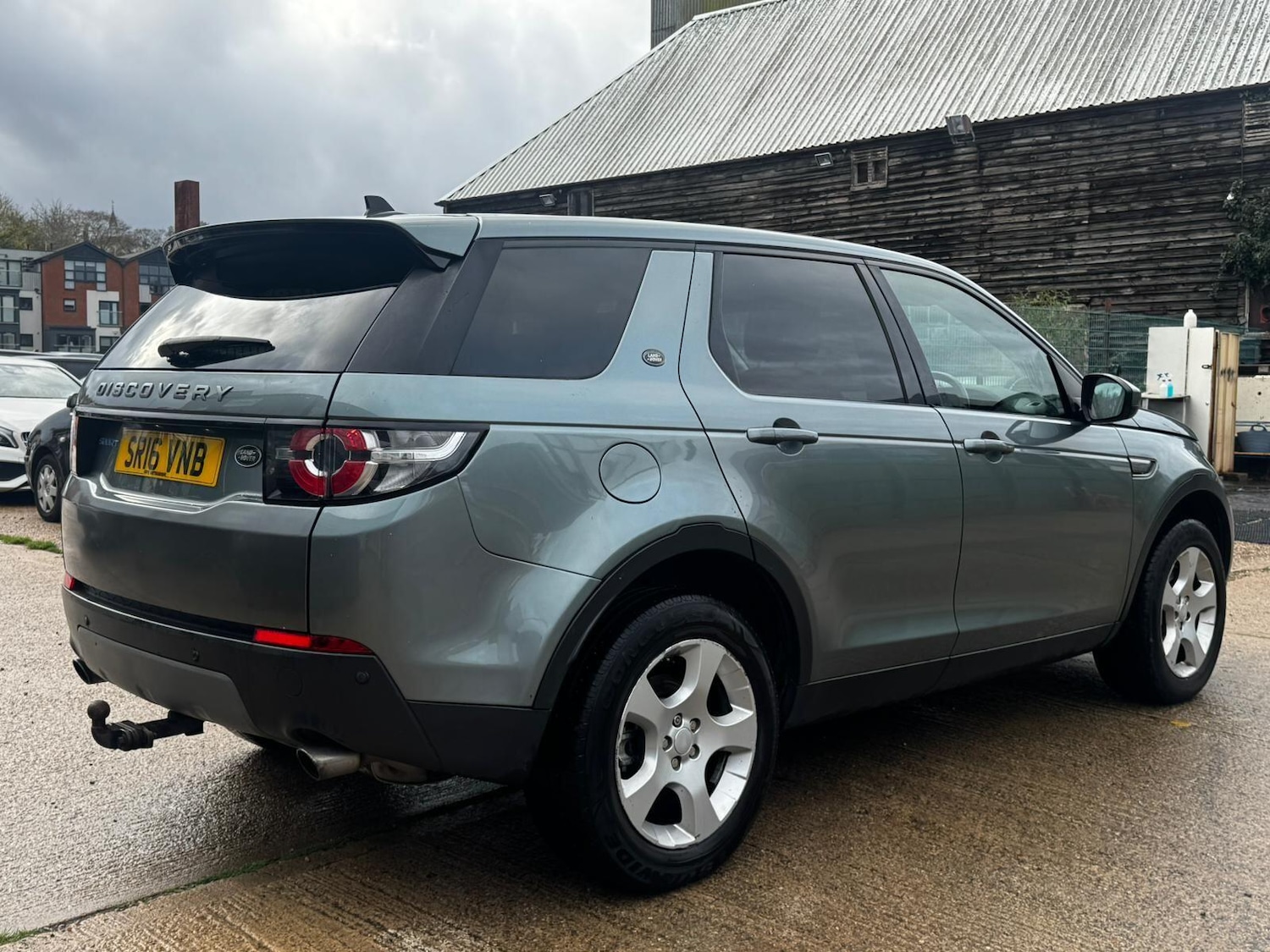 Used Land Rover Discovery Sport 2016 for sale - 76550051: Photo 13