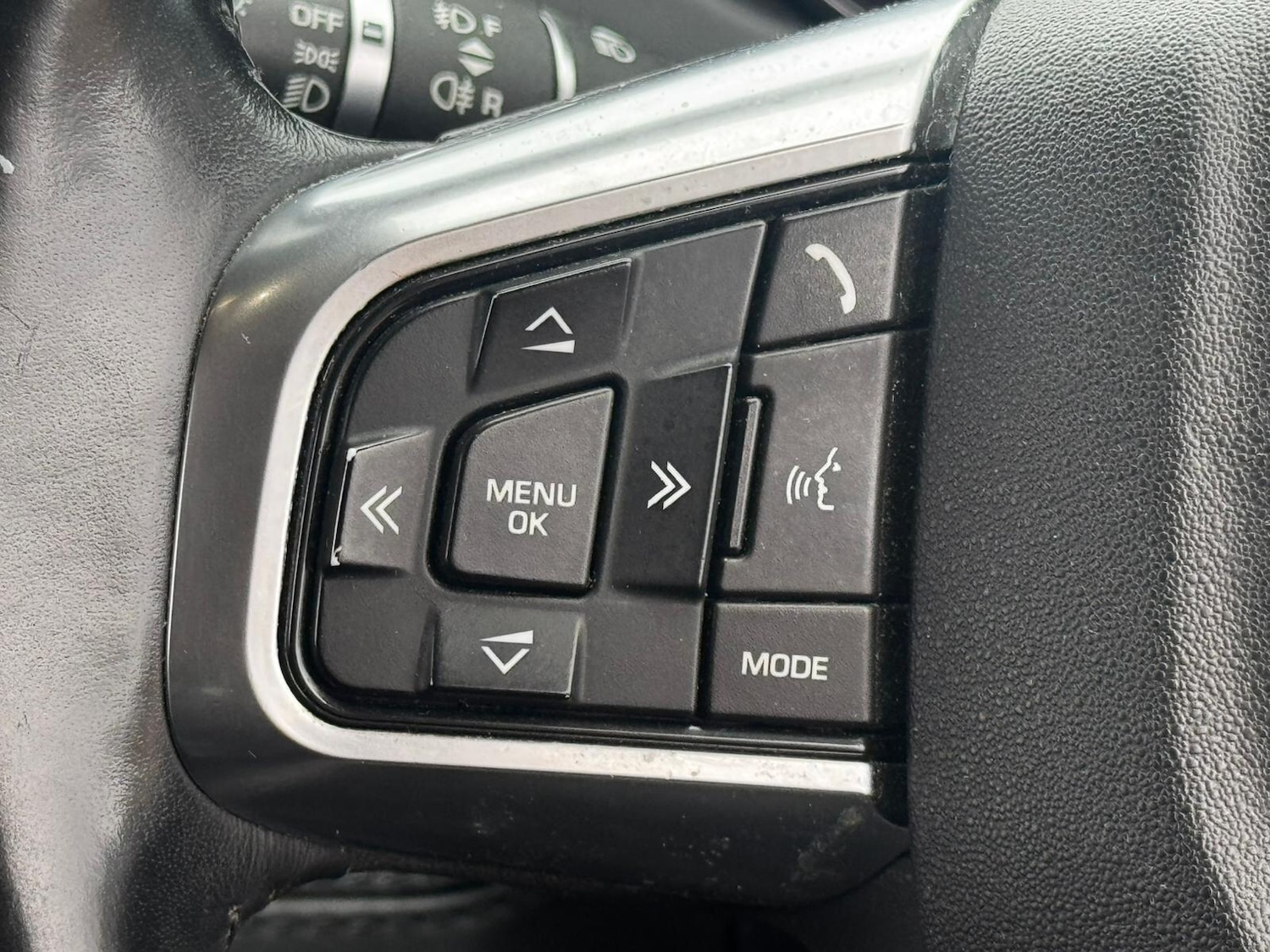 Used Land Rover Discovery Sport 2016 for sale - 76550051: Photo 24