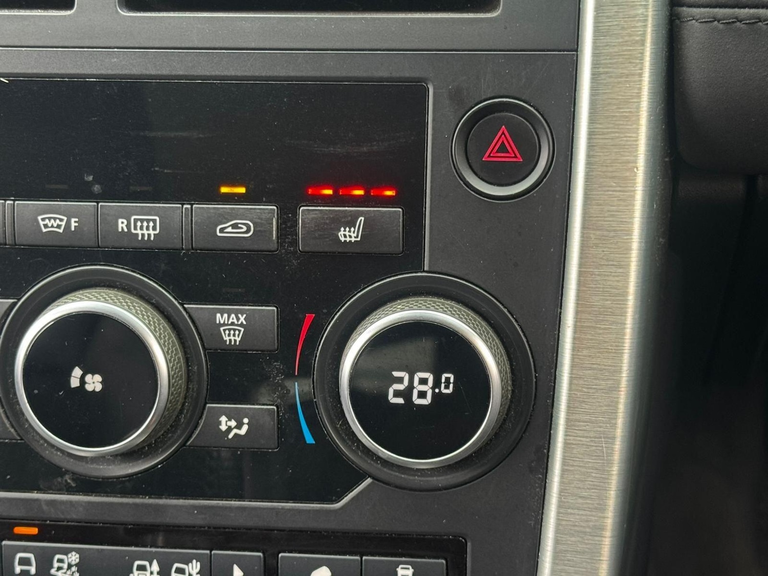 Used Land Rover Discovery Sport 2016 for sale - 76550051: Photo 26