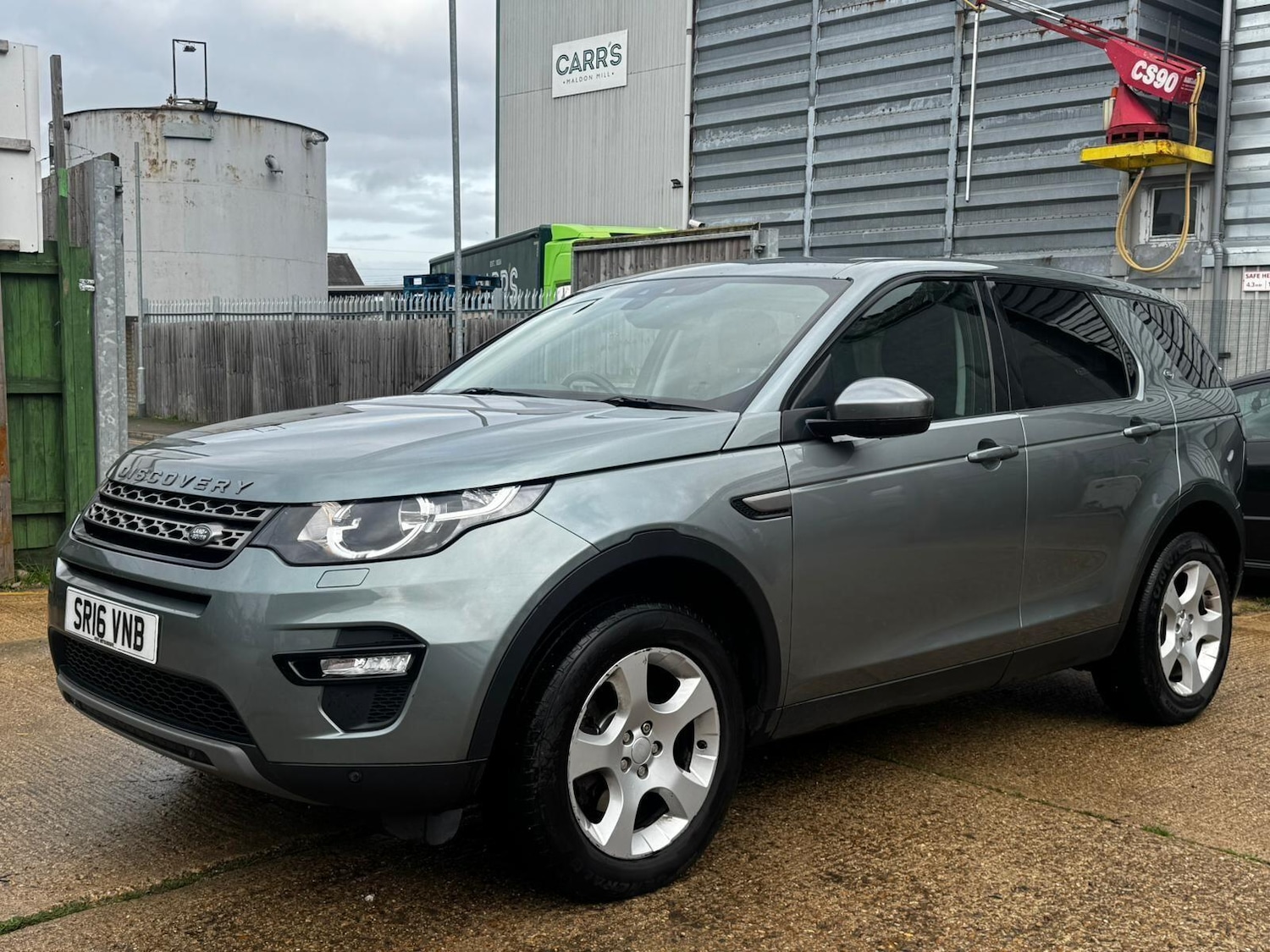 Used Land Rover Discovery Sport 2016 for sale - 76550051: Photo 5