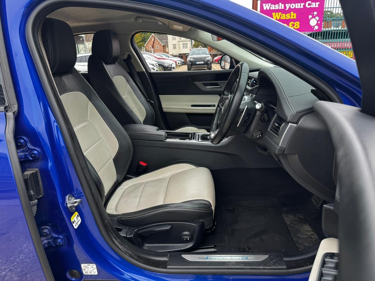 Used Jaguar XF 2018 for sale - 76226552: Photo 14