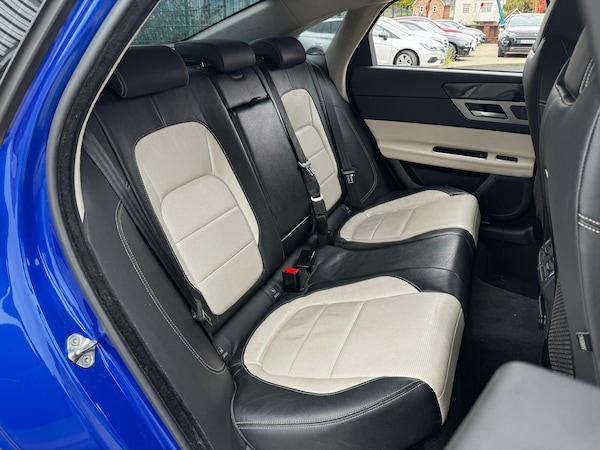 Used Jaguar XF 2018 for sale - 76226552: Photo 16