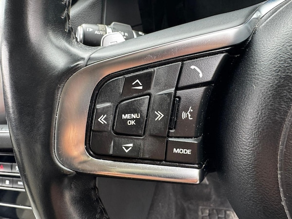 Used Jaguar XF 2018 for sale - 76226552: Photo 28