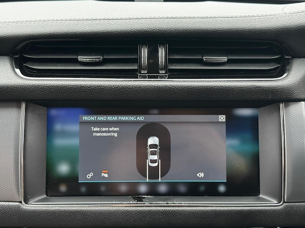 Used Jaguar XF 2018 for sale - 76226552: Photo 4