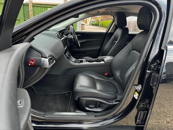 Used Jaguar XE 2018 for sale - 76200513: Photo 21