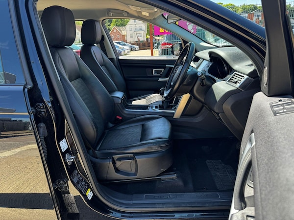 Used Land Rover Discovery Sport 2018 for sale - 75269041: Photo 14