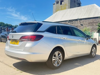 Used Vauxhall Astra 2022 for sale - 79093006: Photo