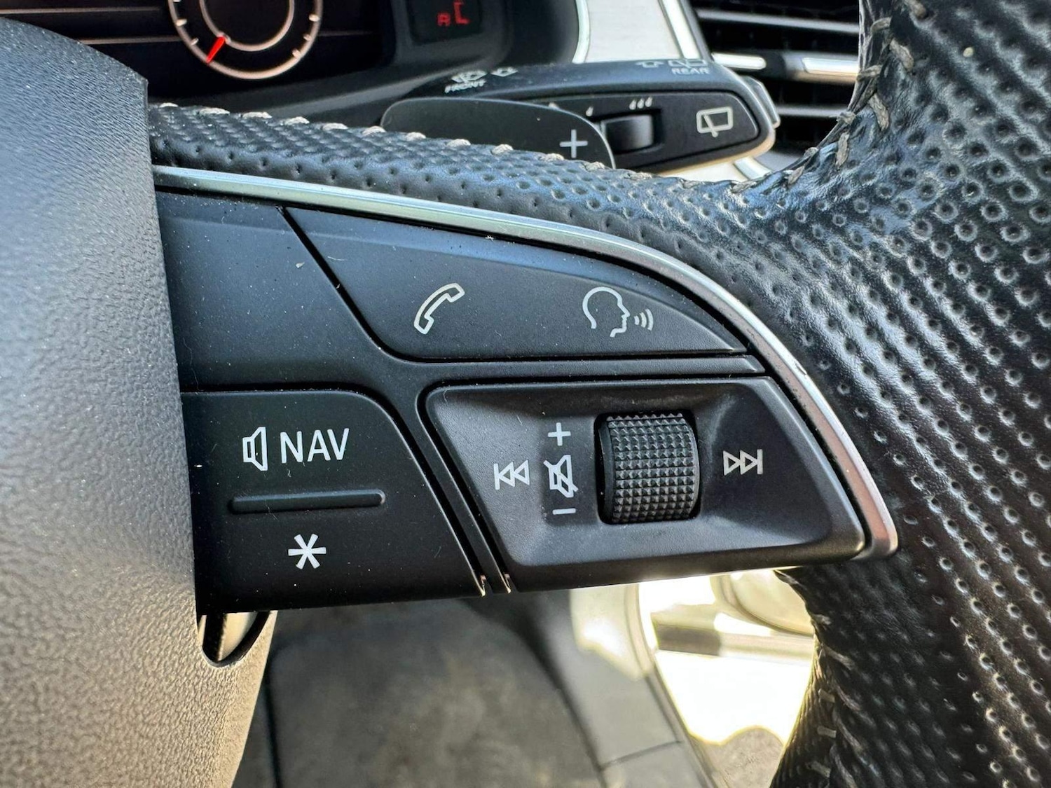 Used Audi Q7 for sale - 77216165: Photo 36