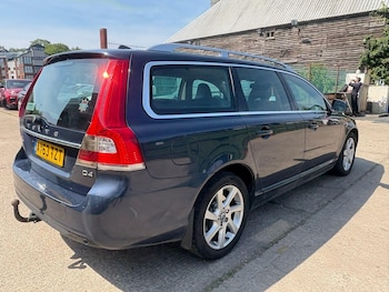 Used Volvo V70 2014 for sale - 79601717: Photo