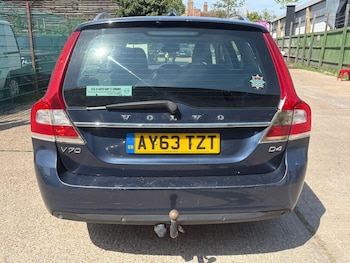 Used Volvo V70 2014 for sale - 79601717: Photo