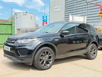Used Land Rover Discovery Sport 2019 for sale - 79202650: Photo