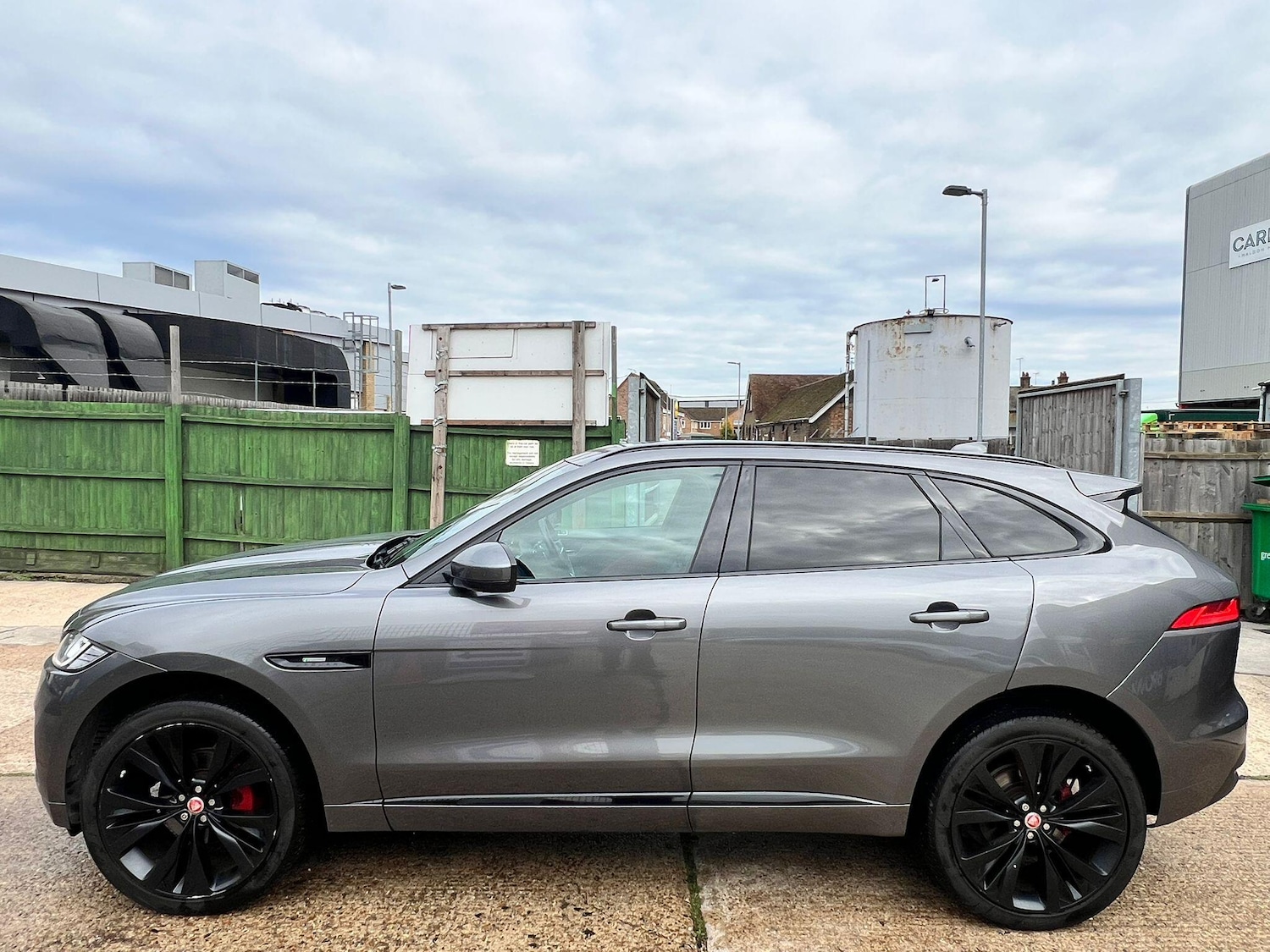 Used Jaguar F-Pace 2017 for sale - 76361514: Photo 10