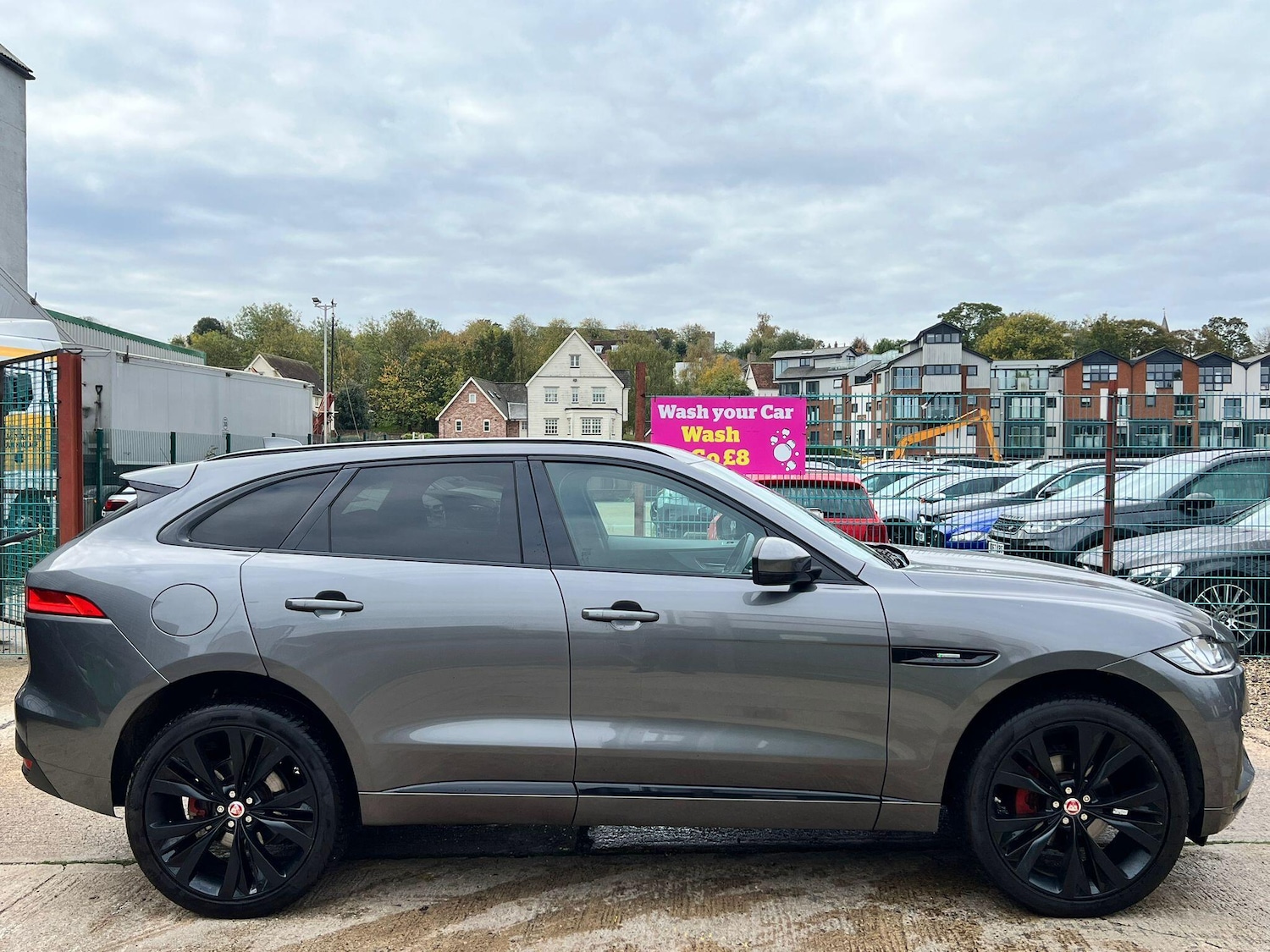 Used Jaguar F-Pace 2017 for sale - 76361514: Photo 3