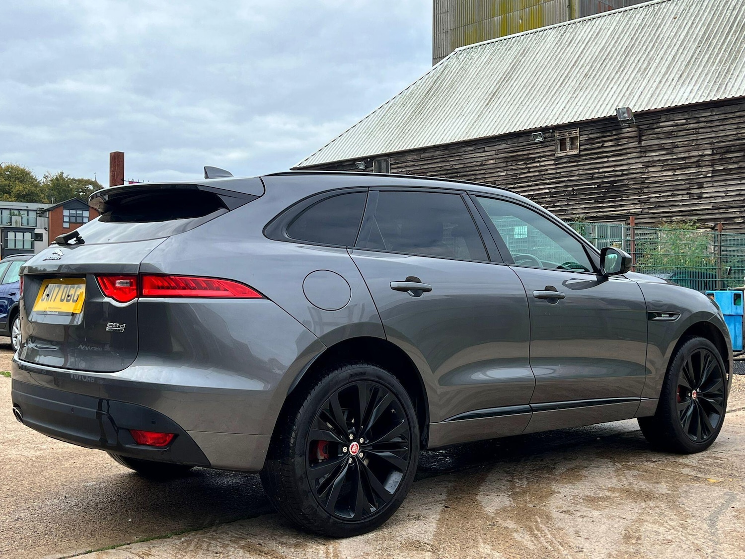 Used Jaguar F-Pace 2017 for sale - 76361514: Photo 5