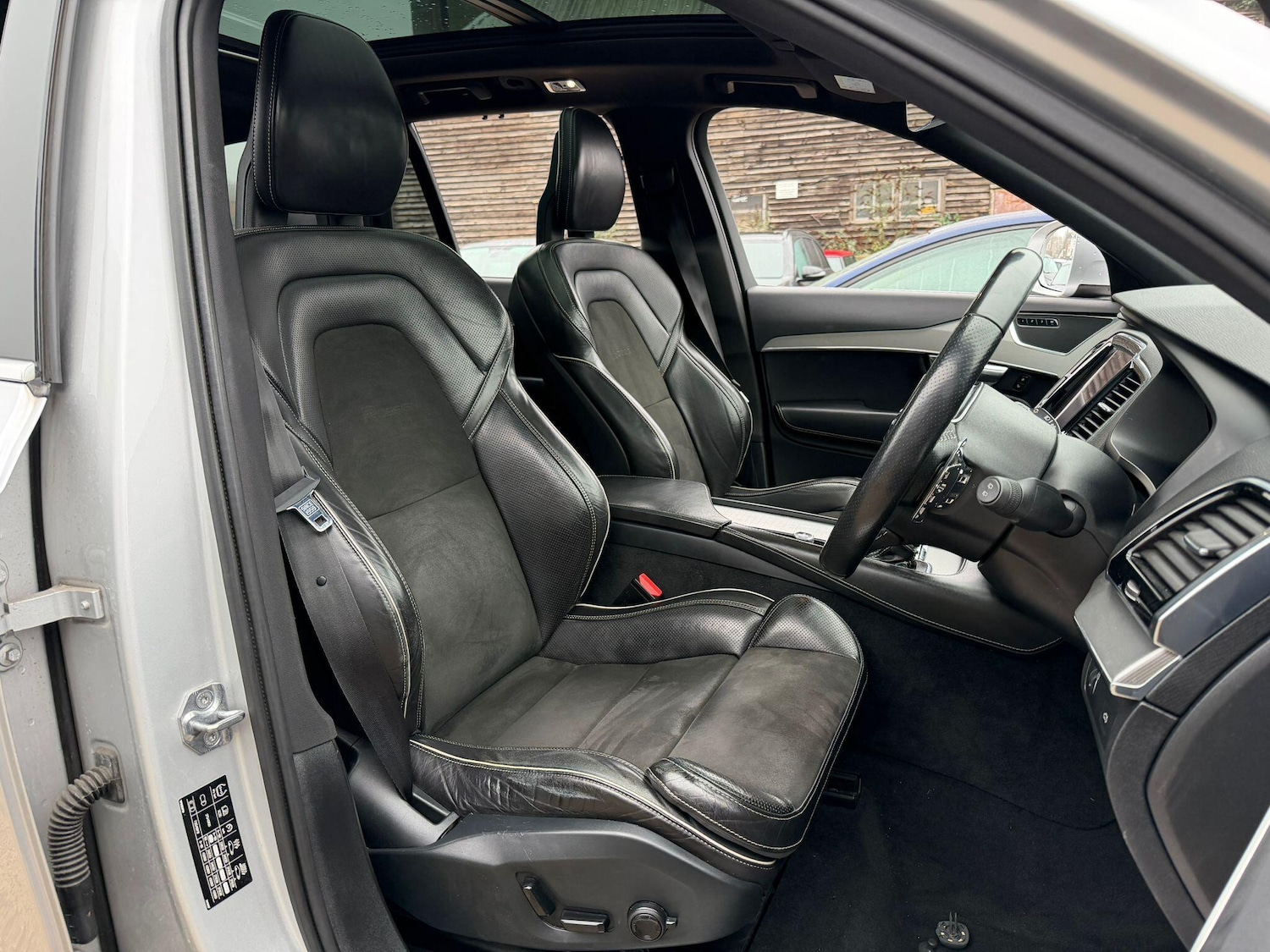 Used Volvo XC90 2016 for sale - 77143098: Photo 16