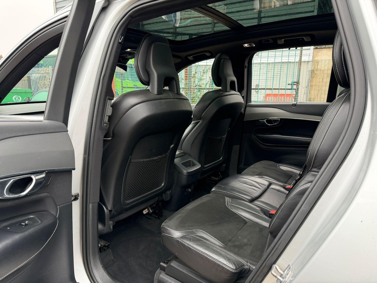 Used Volvo XC90 2016 for sale - 77143098: Photo 25