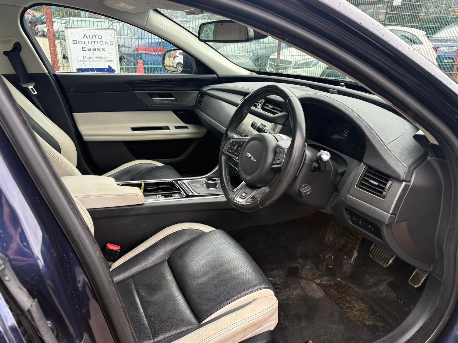 Used Jaguar XF 2017 for sale - 77279062: Photo 9