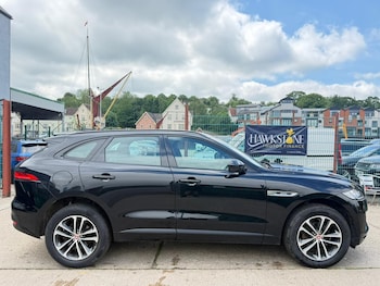 Used Jaguar F-Pace 2017 for sale - 78922452: Photo