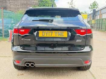 Used Jaguar F-Pace 2017 for sale - 78922452: Photo
