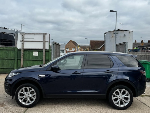 Used Land Rover Discovery Sport 2017 for sale - 76227948: Photo 10