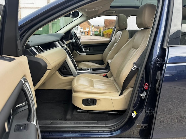 Used Land Rover Discovery Sport 2017 for sale - 76227948: Photo 21