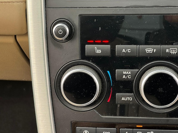 Used Land Rover Discovery Sport 2017 for sale - 76227948: Photo 31