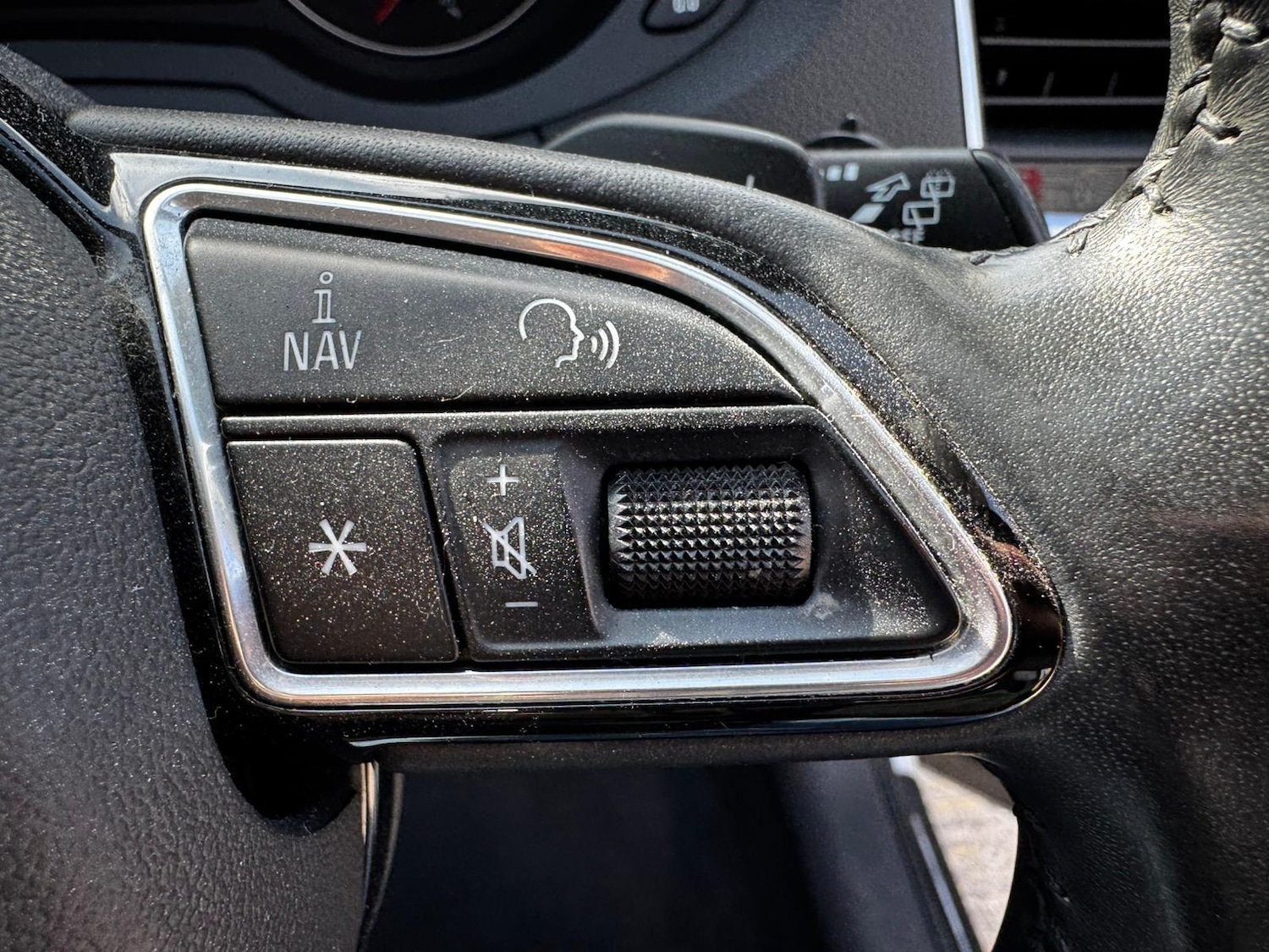 Used Audi Q3 2017 for sale - 77343934: Photo 8