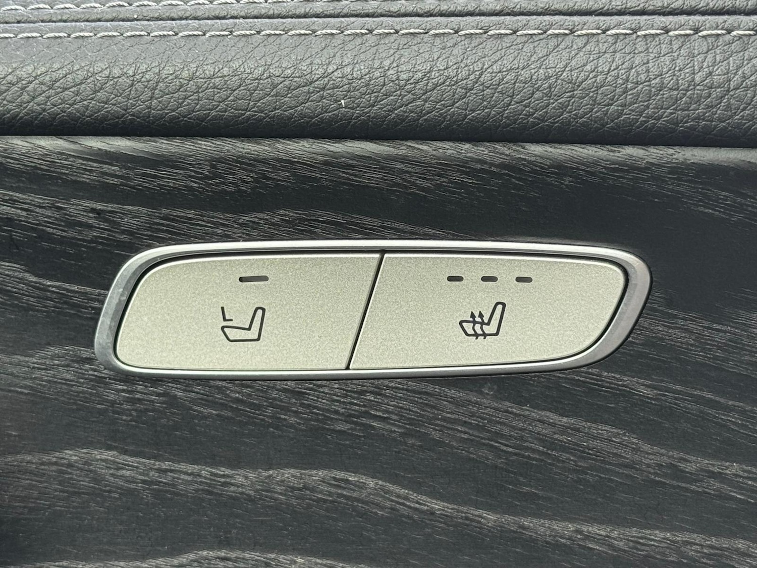 Used Mercedes-Benz E Class 2017 for sale - 76988844: Photo 4