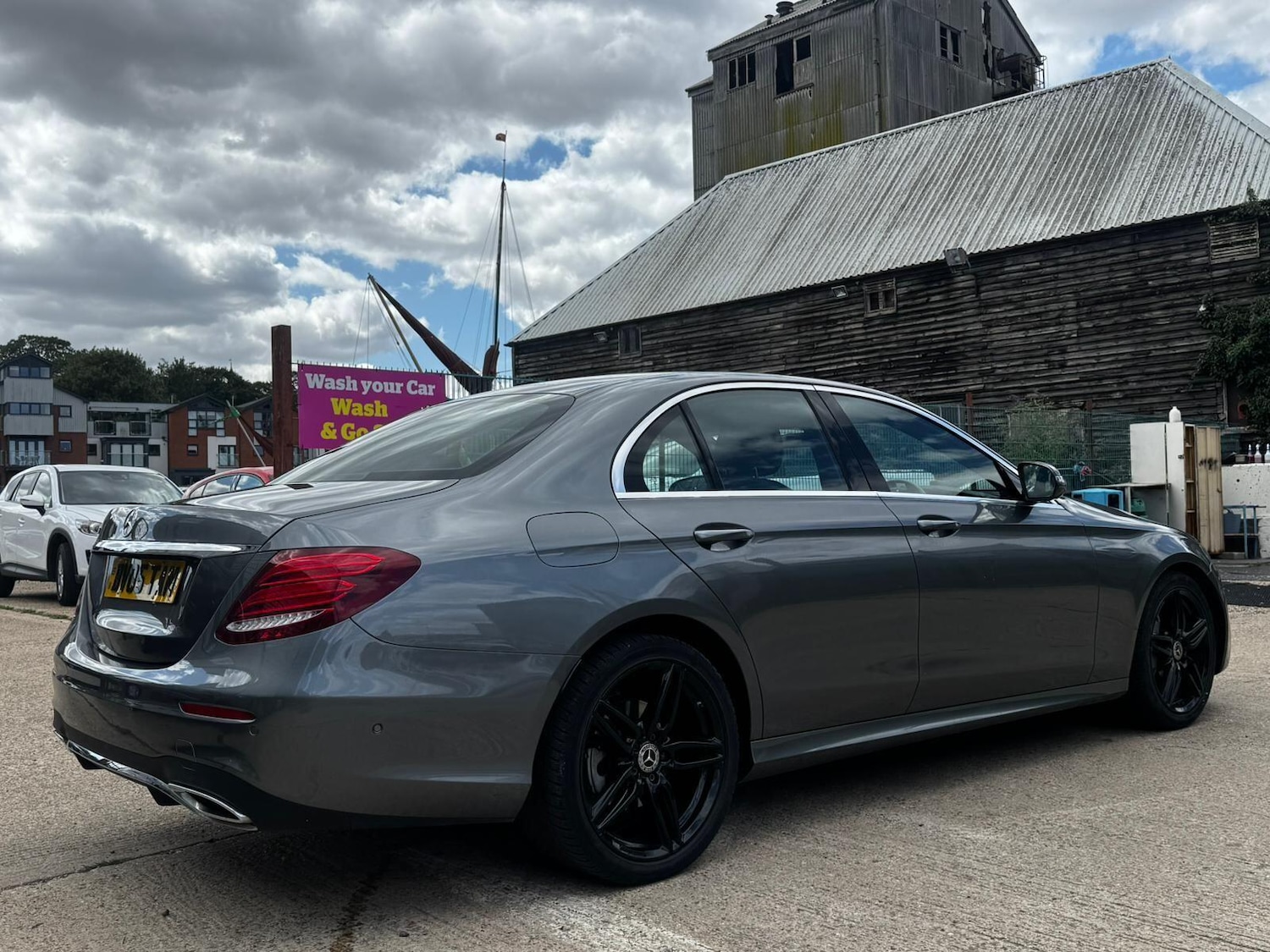 Used Mercedes-Benz E Class 2017 for sale - 76988844: Photo 5