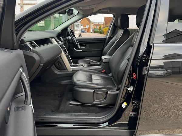 Used Land Rover Discovery Sport 2018 for sale - 76215160: Photo 24