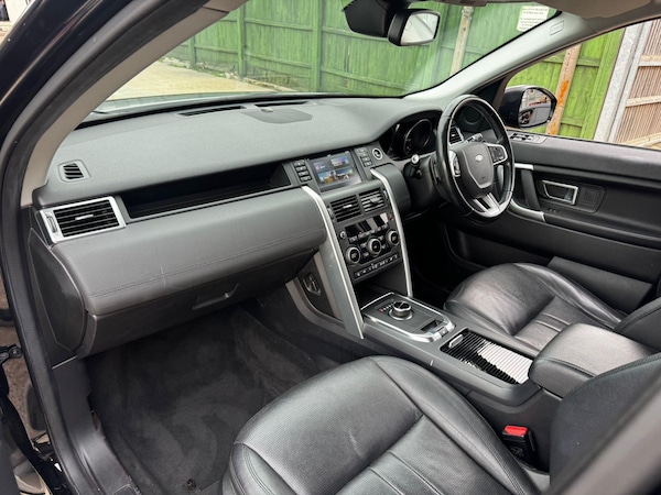 Used Land Rover Discovery Sport 2018 for sale - 76215160: Photo 26
