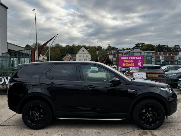 Used Land Rover Discovery Sport 2018 for sale - 76215160: Photo 3