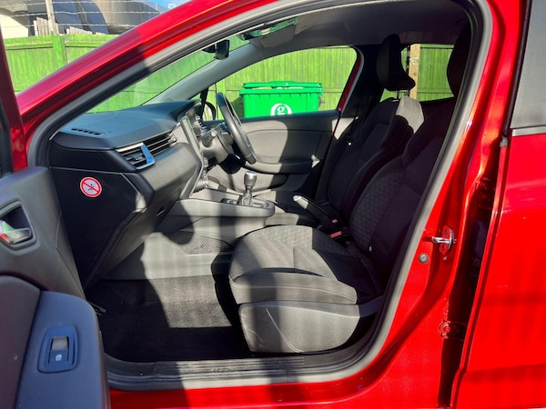 Used Renault Clio 2020 for sale - 73359521: Photo 19
