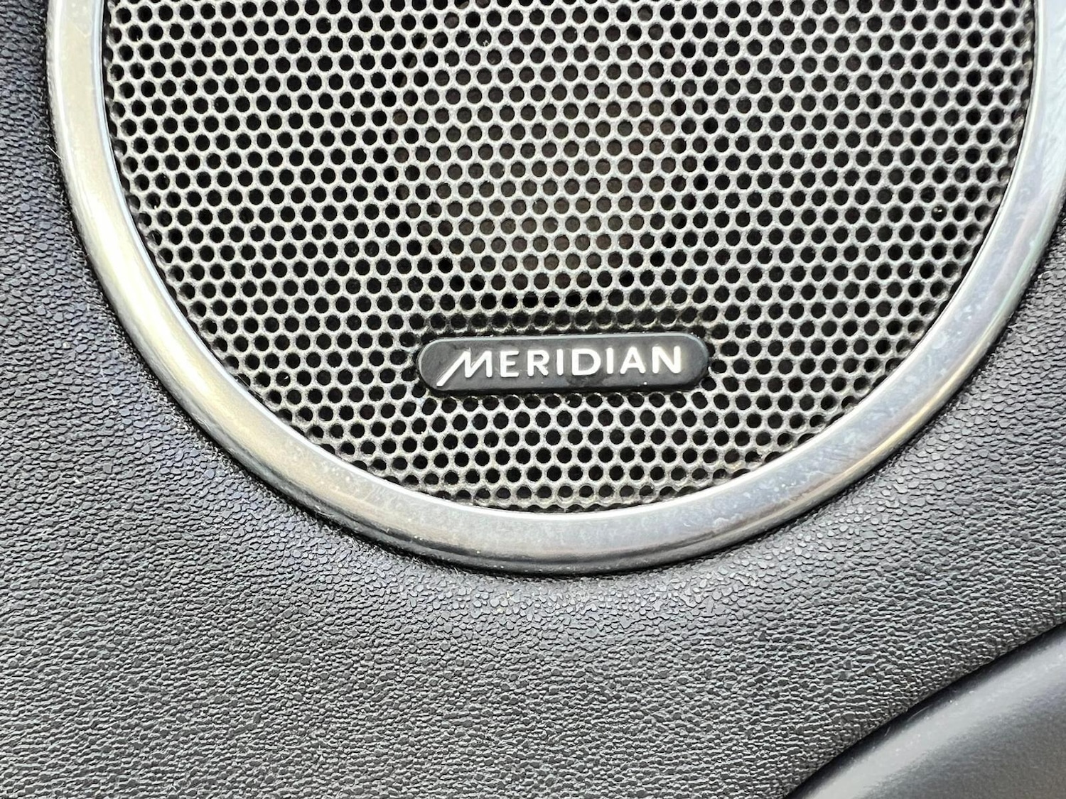 Used Land Rover Range Rover Evoque 2016 for sale - 76425759: Photo 2