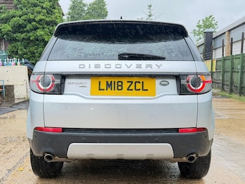 Used Land Rover Discovery Sport 2018 for sale - 78878241: Photo