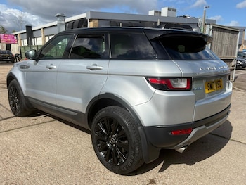 Used Land Rover Range Rover Evoque 2017 for sale - 78018867: Photo