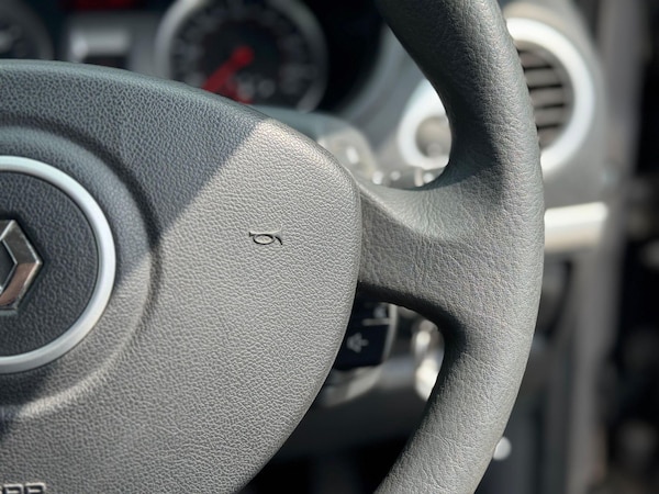 Used Renault Clio 2009 for sale - 74898973: Photo 13