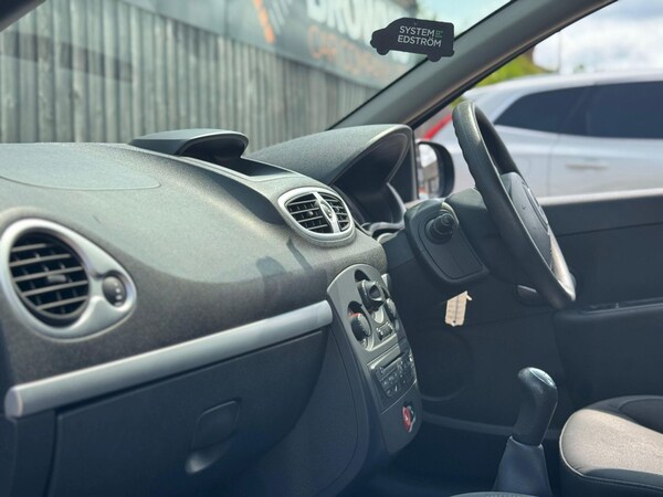 Used Renault Clio 2009 for sale - 74898973: Photo 22