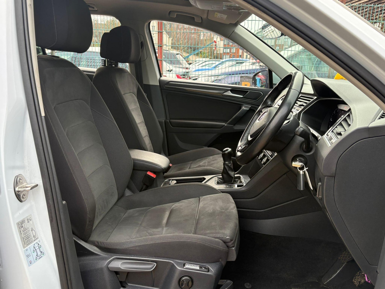 Used Volkswagen Tiguan 2018 for sale - 78147763: Photo 15