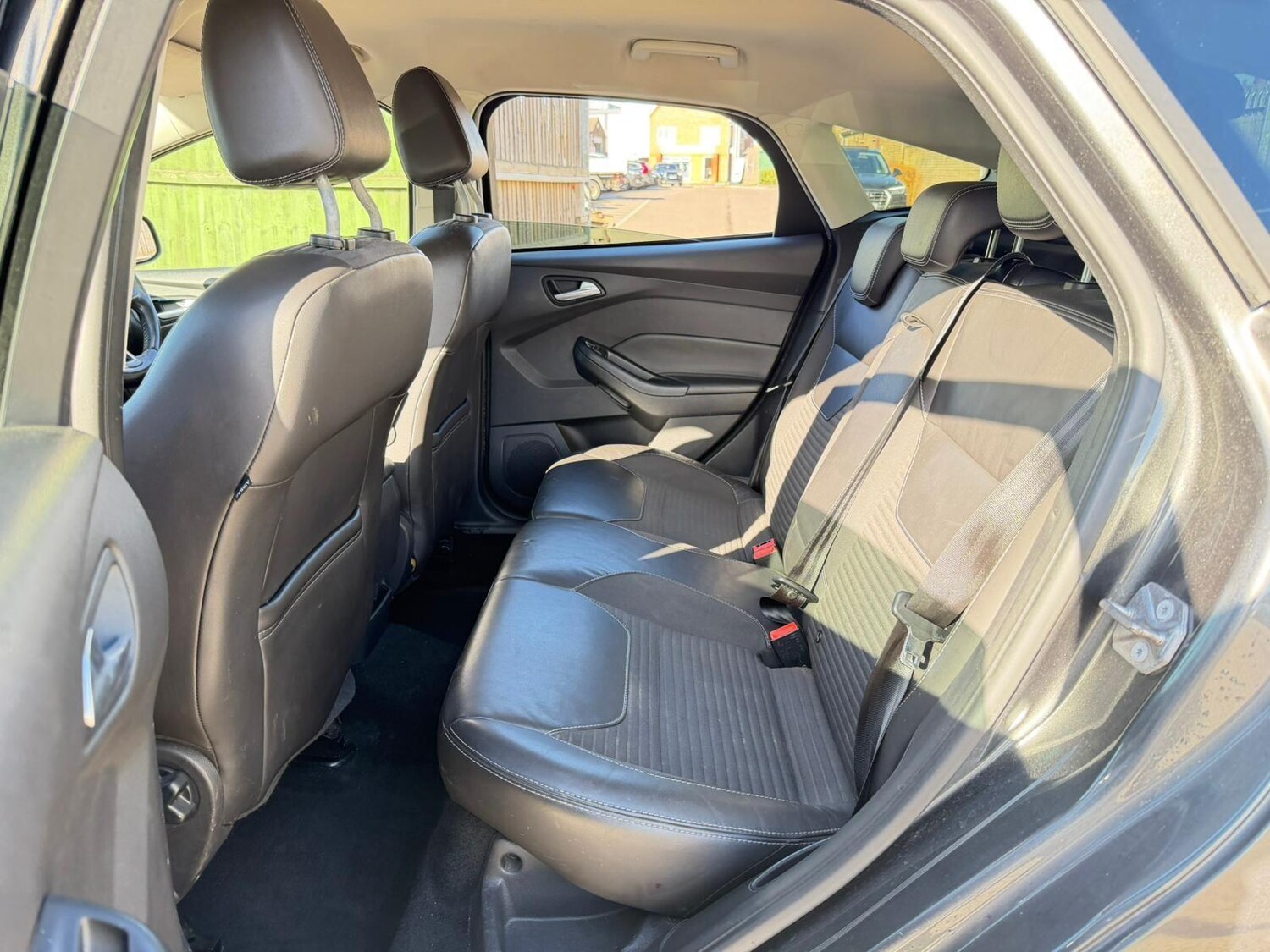 Used Ford Focus 2015 for sale - 77939308: Photo 15